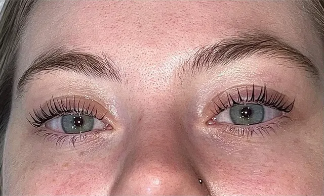 A natural lash lift result at Luxxe Beauty